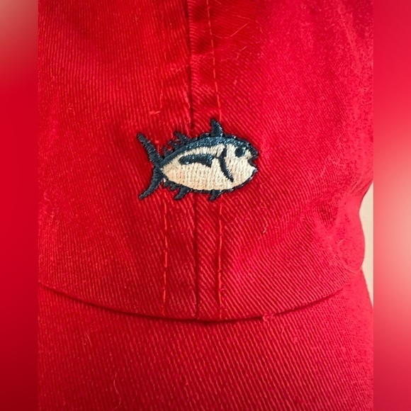 Southern Tide red embroidered fish Skipjack baseball cap sz L adjustable - Picture 2 of 10